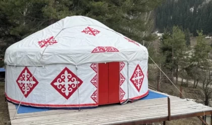 Әл-Фараби атындағы Қазақ ұлттық университеті бір киіз үйді 13,5 миллион теңгеге сатып алған