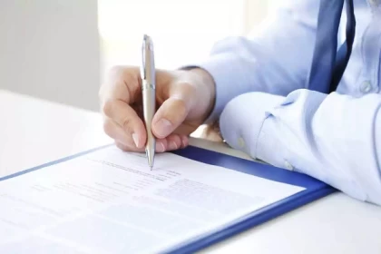 Елімізде еңбек шартын азаматтық келісімшартпен алмастыруға тыйым салынбақ: Сенат заңды қабылдады