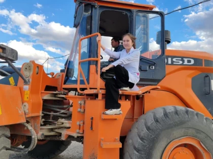 Абай облысында оқушы пластик қалдықтардан экоасфальт жасады