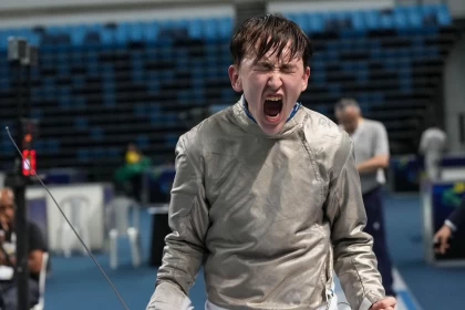 Тарихи жүлде: Қазақстандық семсерлесуші жасөспірімдер арасындағы әлем чемпионатында қола жүлде жеңіп алды