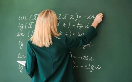 Қазақстанда мұғалімдердің жалақысы үш жыл қатарынан төмендеген