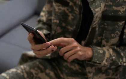 Қазақстанда сарбаздардың әскерде телефон қолдануына қатысты жаңа ережелер енгізілді