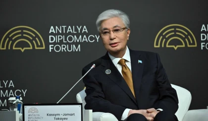 "Мәселенің мәніне үңілгеніміз жөн": Тоқаев Түркиядағы форумда Таяу Шығыстағы ахуал жайлы айтты