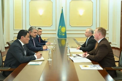 Қазақстан мен Украина келіссөз өткізді: Дипломаттар қандай мәселелерді талқылады