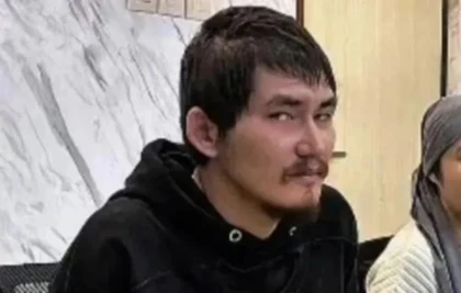 "Кез келген жазаға дайынмын": Атырауда бір отбасыны өлтірген Сәрсемалиев сотта не айтты