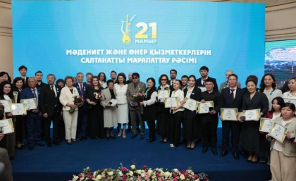 Алматыда мәдениет және өнер қызметкерлеріне президент атынан 60 пәтердің кілті табысталды