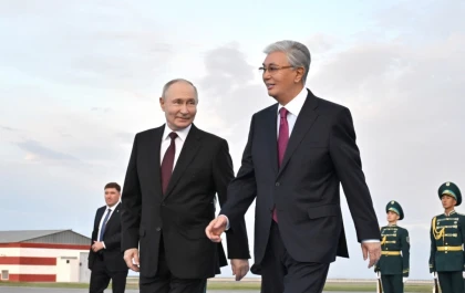 Владимир Путин мемлекеттік сапармен Қазақстанға келді