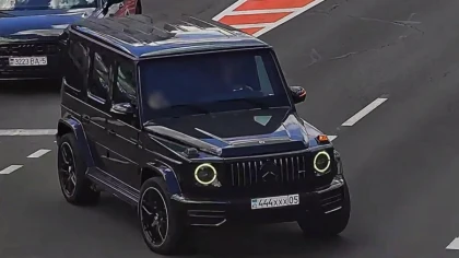 Минскіде Гелендваген тізгіндеген қазақстандық әйел жауапкершілікке тартылды (видео)