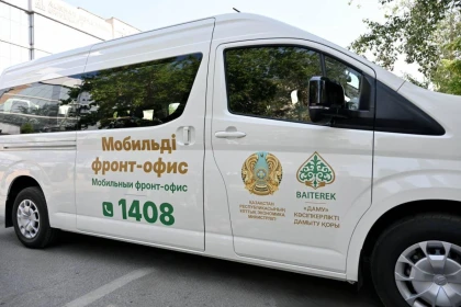 Кәсіпкерді іздеп барған автобус: Абай облысында мобильді фронт-офис тұрғындарға кеңес берді