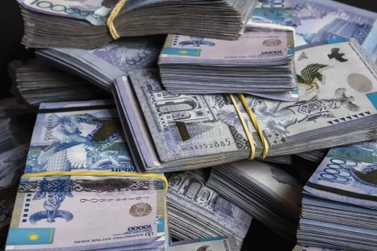 Түркістан облысында ақталған бұрынғы мектеп директоры қайта сотталып, колонияға жіберілді