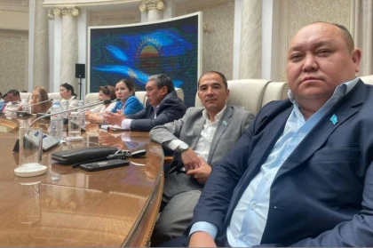 Талдықорған мәслихатының депутаты бір үйді үш адамға сатып, 126 миллион теңге пайда тапқан