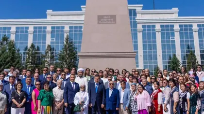 "Абай мұрасының маңызы уақыт өткен сайын арта түседі": ШҚО-да хакім рухына тағзым жасалды