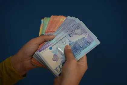 Қазақстандықтар енді кейбір несиелерден 14 күннің ішінде айыппұлсыз бас тарта алады