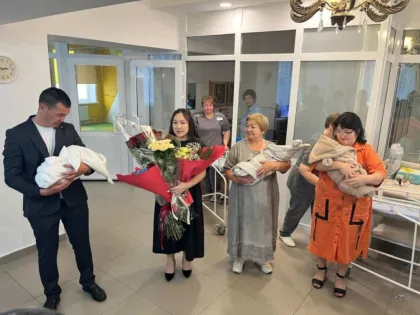 Павлодар перинаталдық орталығында бір ай ішінде екінші үшем дүниеге келді