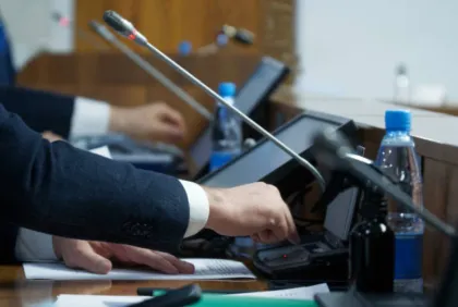 Партиялар Құрылтай құрамына өткен депутаттар тізімін жариялады
