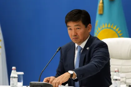 Алматының экс-әкімі Бауыржан Байбектің 90 миллион теңгелік сағаттары ұрланды