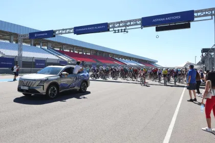 Жылдамдық, тактика және биік тұғыр үшін күрес: Changan Race Almaty веложарысы қалай өтті