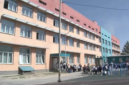 Алматы облысында жөндеу жүріп жатқан мектепте оқушылар бояу иісінен уланып қалды