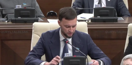 "Қарыз дәптері" тығырыққа тіреп отыр": Құрылтайда үй маңындағы дүкендердің мәселесі көтерілді