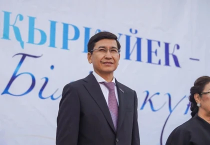 "Жапонияда 11 мың, Қазақстанда 463 мың теңге": Асхат Аймағамбетов дәрі бағасына қатысты мәселе көтерді