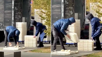 Жерге түскен қамырды қайта жинап алған: Dodo Pizza қызметкерлерінің әрекетіне қатысты түсініктеме берді