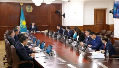Ең төменгі айлықтың өсуі елде қанша адамның табысына әсер етеді