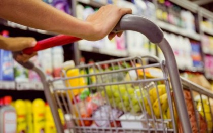 Қазақстан халқы тапқан табысының 50 пайызын азық-түлікке жұмсайтын ел ретінде кедейлене түскен