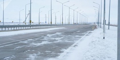 Жаңбыр мен көктайғақ салдарынан Қазақстанның 36 жол учаскесінде көлік қозғалысы шектелді