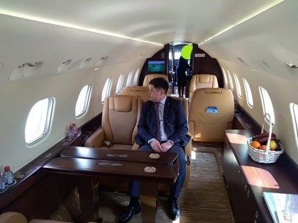 Қара уылдырық және виски: Журналист қазақстандық министрлер үшін жұмсалатын миллиардтаған шығын туралы айтты