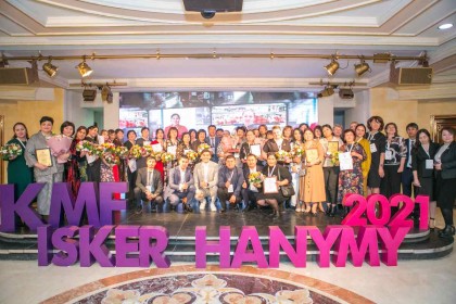 Алматы облысында 7 мыңнан аса алма ағашын отырғызған кәсіпкер әйел миллион теңге ұтып алды