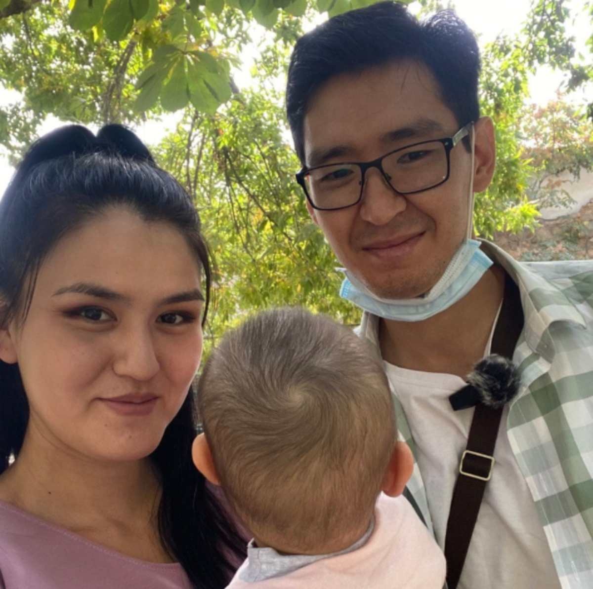 Олар жұдырықтайды Порно фотодағы әйел