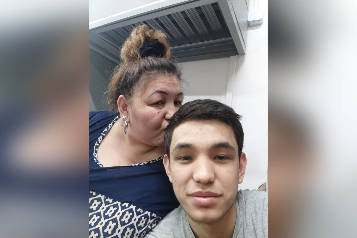 Үйсіз жігіт пен қыздың арасындағы секс