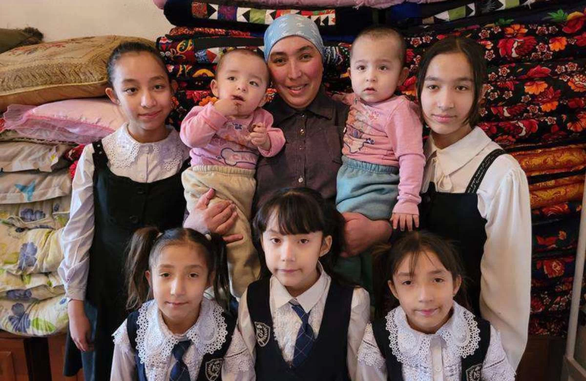 Еркек есек және белдік Жаман фильмдердегі жыныстық қатынасты қараңыз