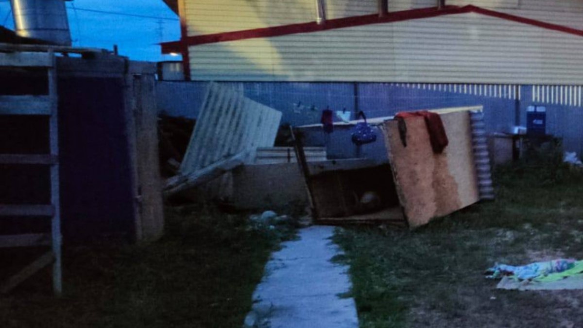 Олар бір қызды әжетханада жаттықтырған