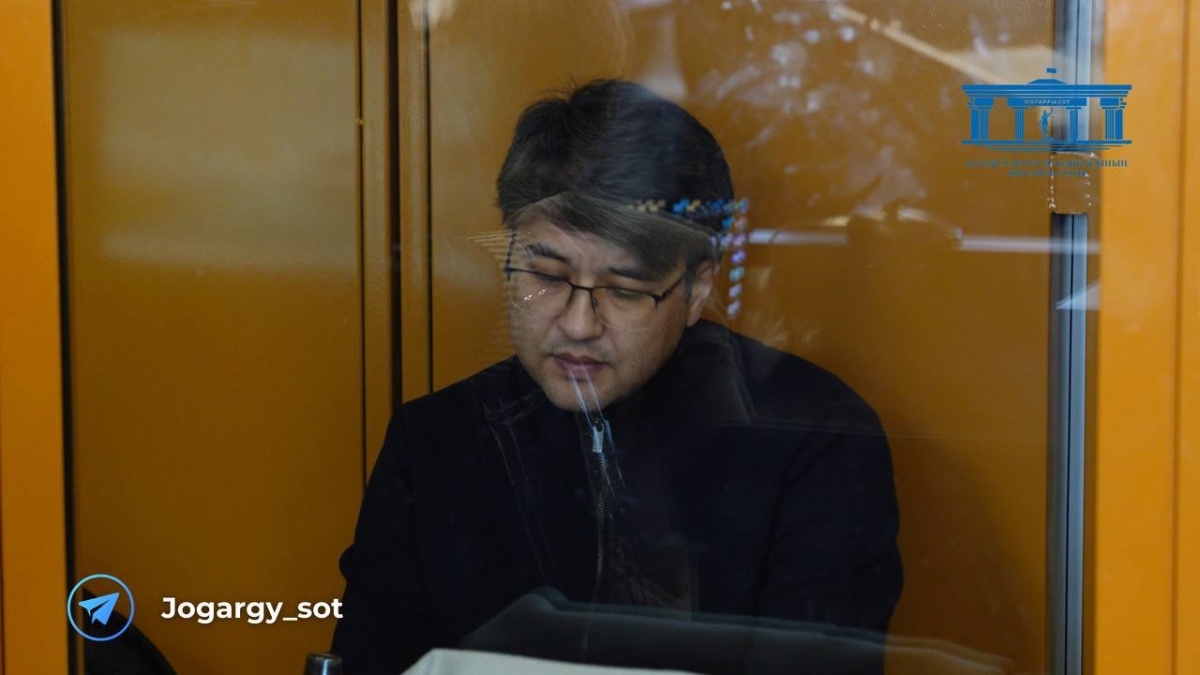 Порно сатушыны жазалау Аналардың есектерінің порнофотосуреттері