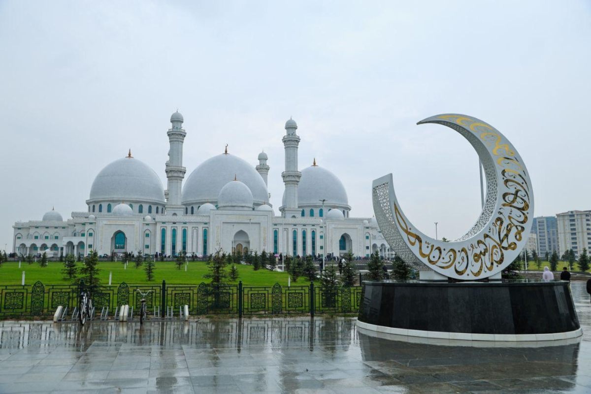 Үлкен қаладағы жалаңаш махаббат