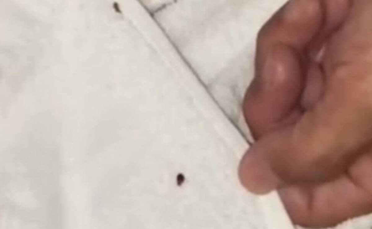 Sado maso қара және ақ фотосурет