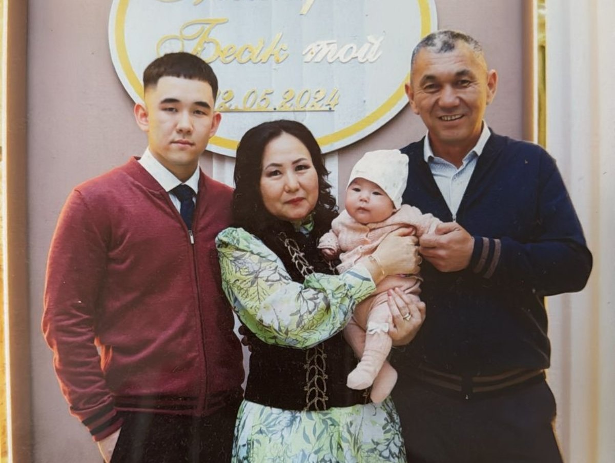 Кішкентай лақтар мен қаншықтар