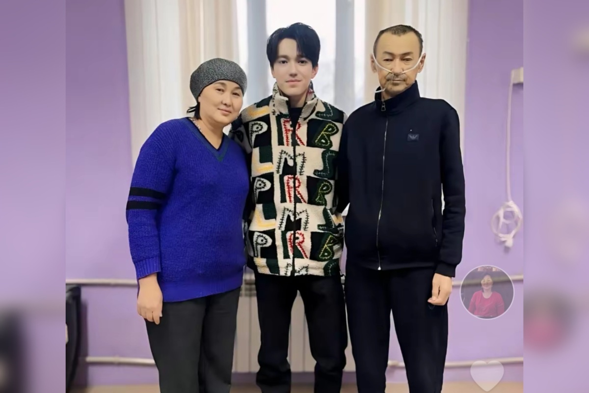 Меган Фокс порно фильмде ойнады