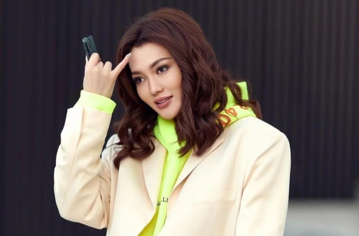 жалаңаш Ума Турман