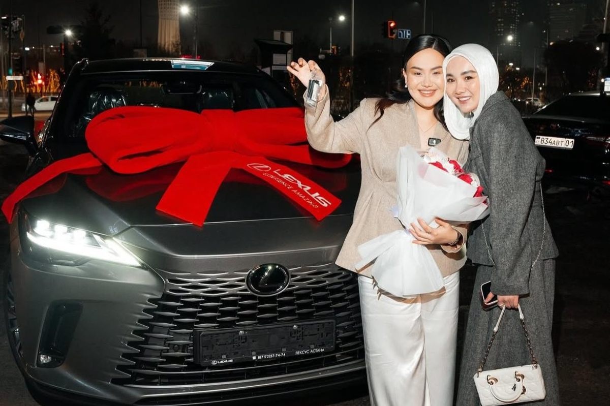 Ғашықтардың шәуетінің порносын жейтін күйеулер