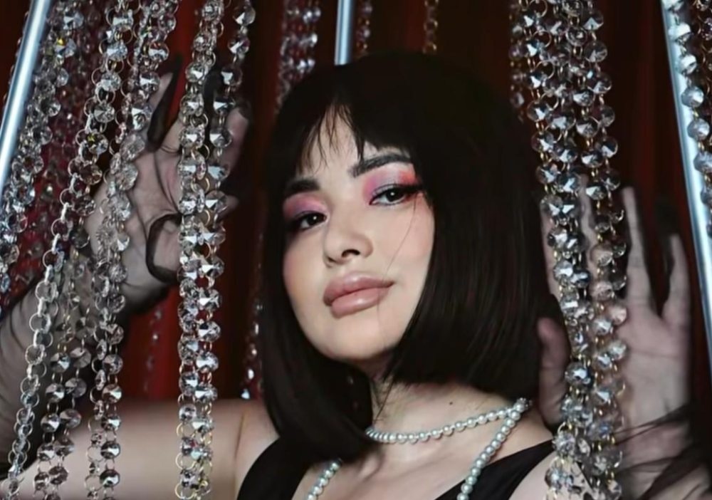 Орыс порно фильмдері Шаштардағы ең әдемі порно кончил