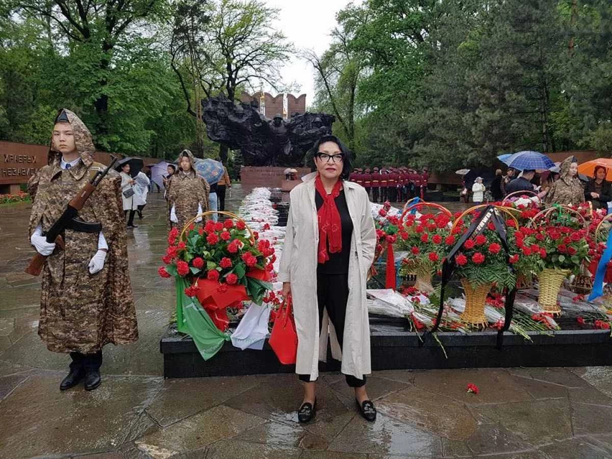 луа Байқадамова марапатталды (1)