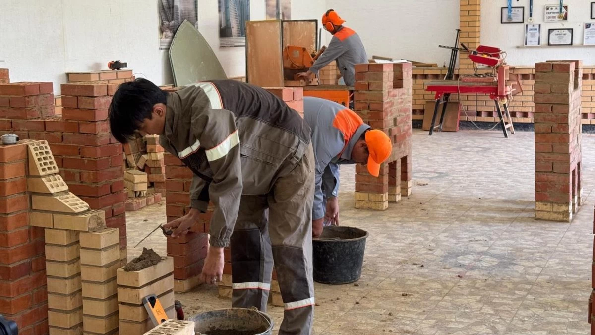 қарағанды жұмысшы