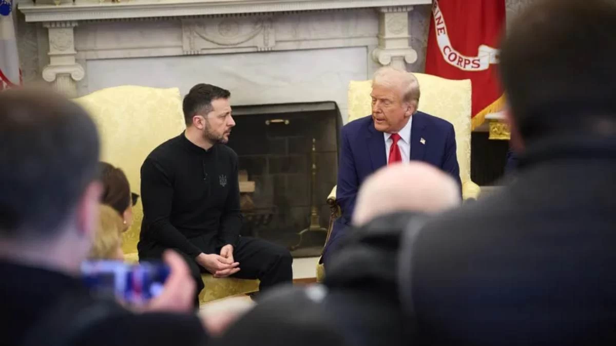 Трамп Зеленскиймен сөйлесті
