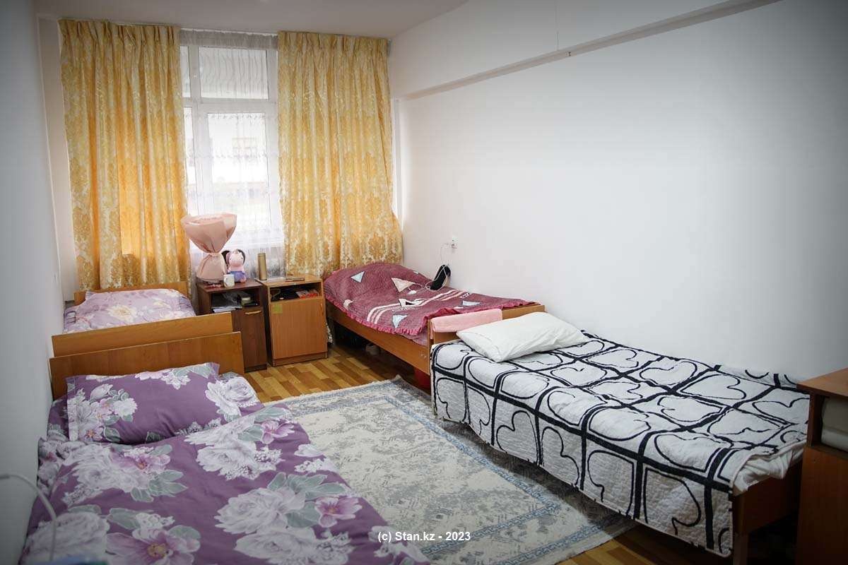 жалаңаш өзбек қыздары