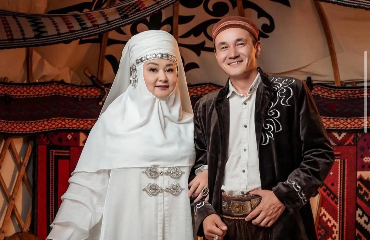 роза әнші