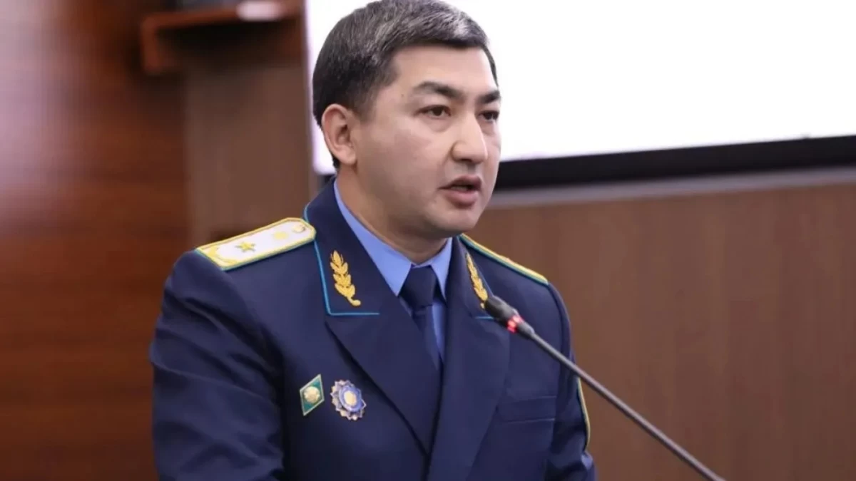 Жандос Өмірәлиев