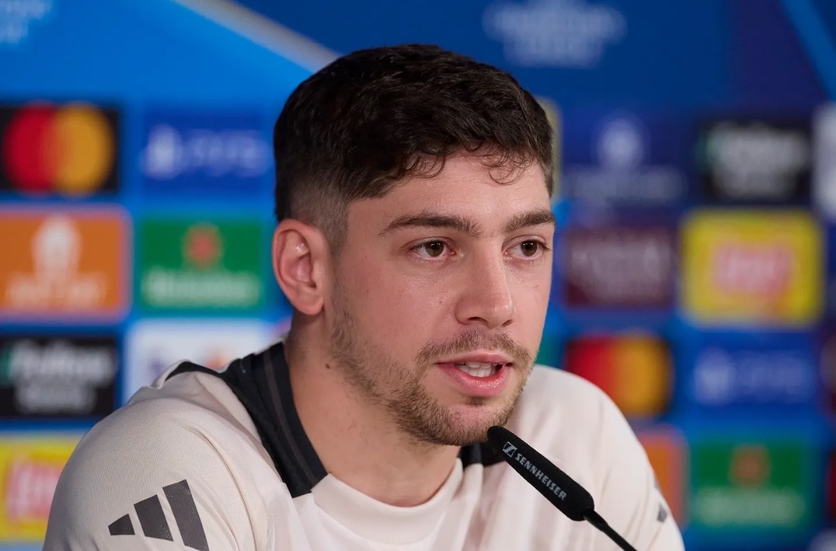 Жалаңаш орыс кадеті Жалаңаш орыс кадеті