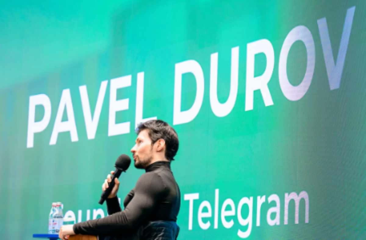  Telegram негізін қалаушы Павел Дуров қазақстандың оқушылармен кездесті
